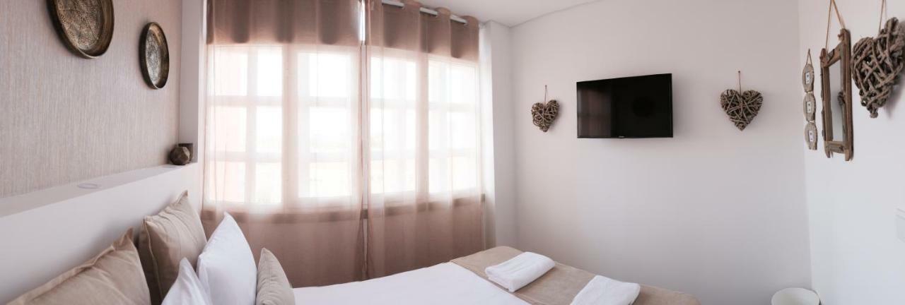 4U Lisbon Suites & Guesthouse VII Airport Exterior photo